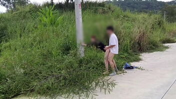 Public homemade vid of a student’s tough fucky-fucky with a female friend on the road.